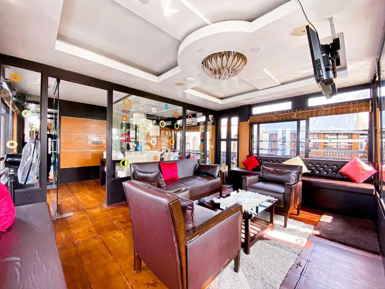 Luxury Boathouse Ξενοδοχείο Alappuzha 3*,