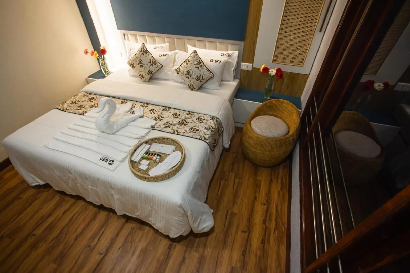 Luxury Boathouse Hotel Alappuzha