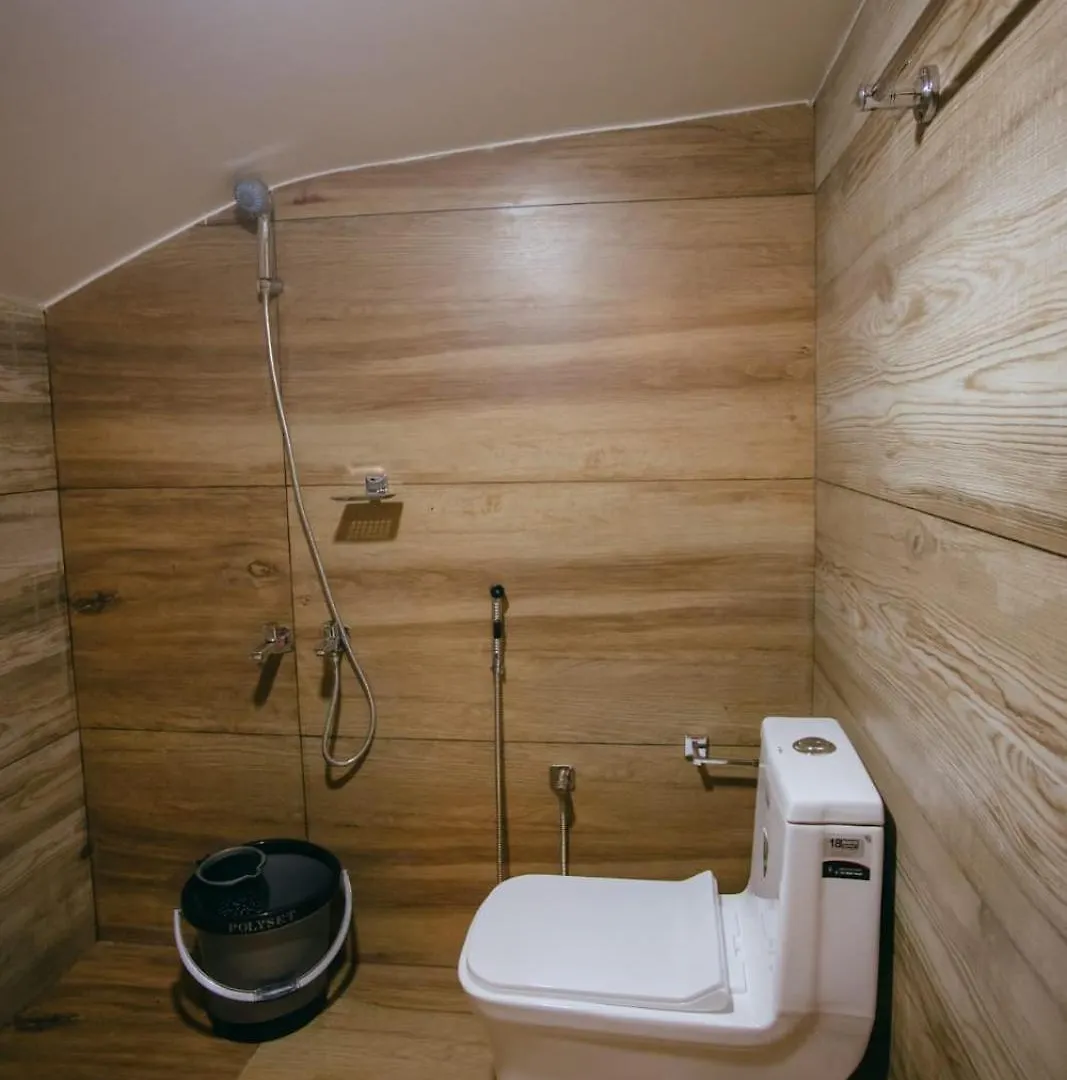 Hotel Luxury Boathouse Alappuzha